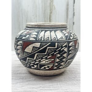 Polychrome Mexican Pottery Hand Thrown Vessel Red Black Tan Signed‎ Mexico